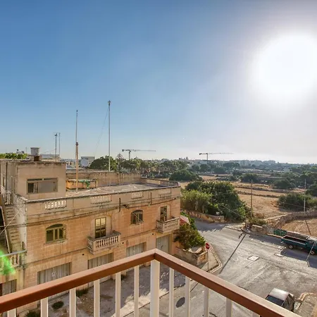 Bright & Airy 3 Bedroom With Balcony Lagi1-1 公寓 Hal Ghaxiak